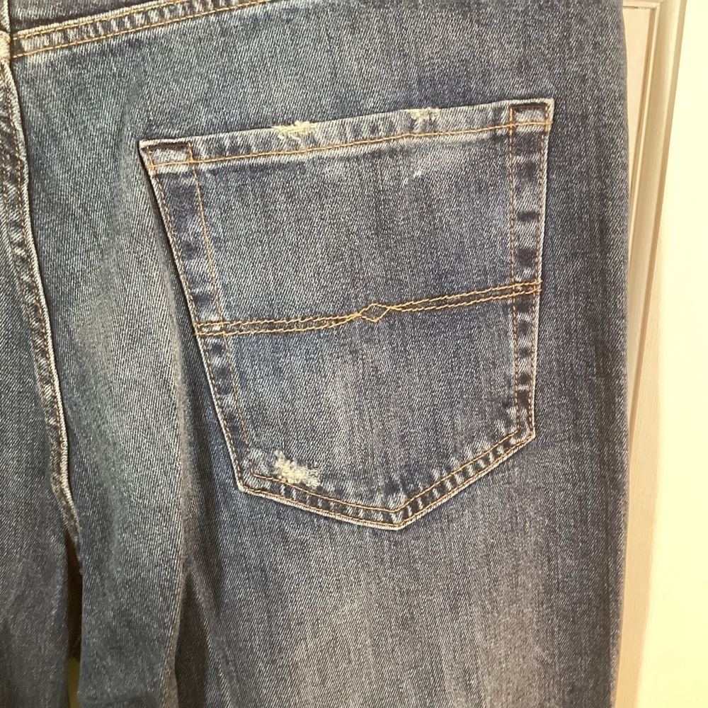 Lucky Brand 410 Athletic Slim Men’s Denim Distressed Straight Leg Jeans. 40/30 - Picture 4 of 11